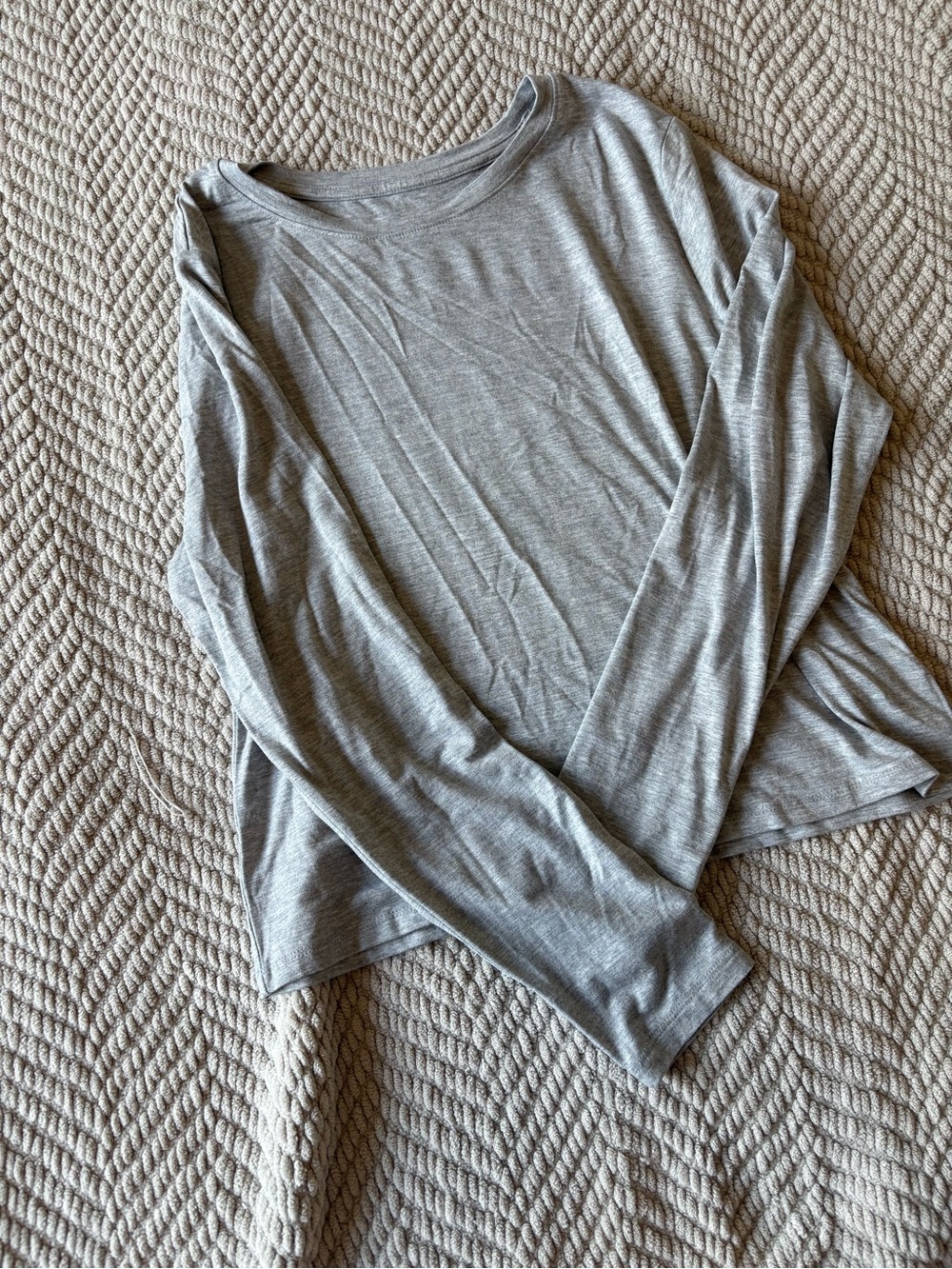 wild fable Gray Long-Sleeve Crewneck Top